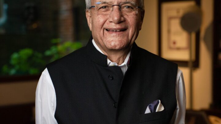 Photo-1b-Dr.Chowdhry